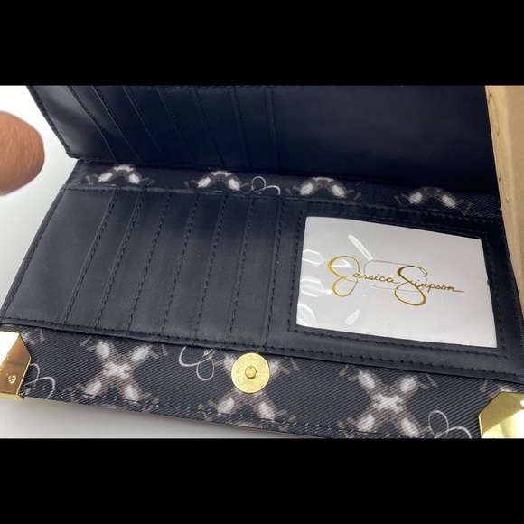 Jessica Simpson Frankie Wallet, Black - Picture 10 of 11